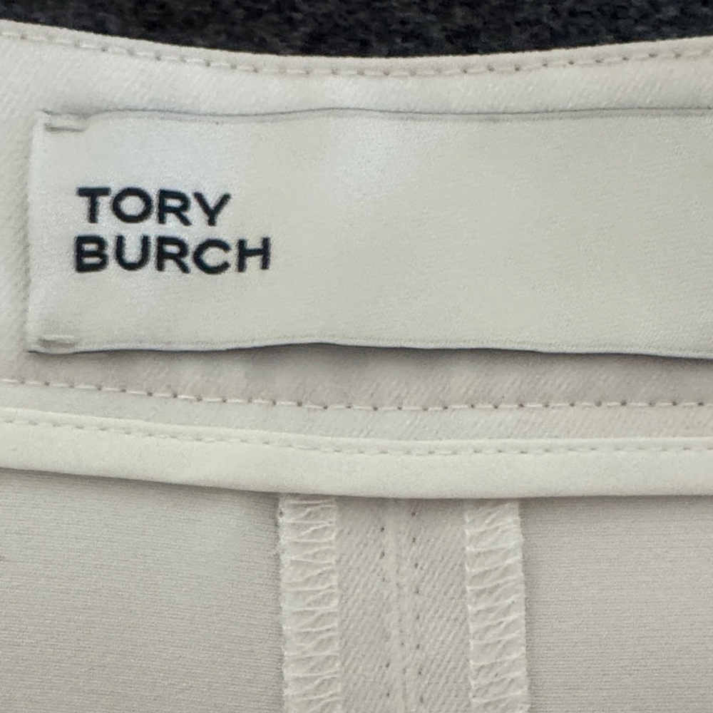 Tory Burch Pleated Golf Skirt. - Picture 4 of 5